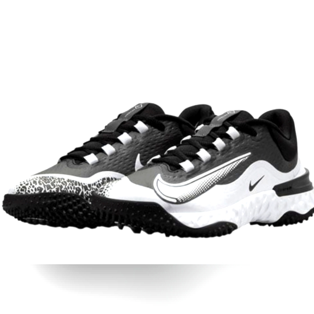 Nike Women's Alpha Huarache Elite 4 Softball Turf Shoes